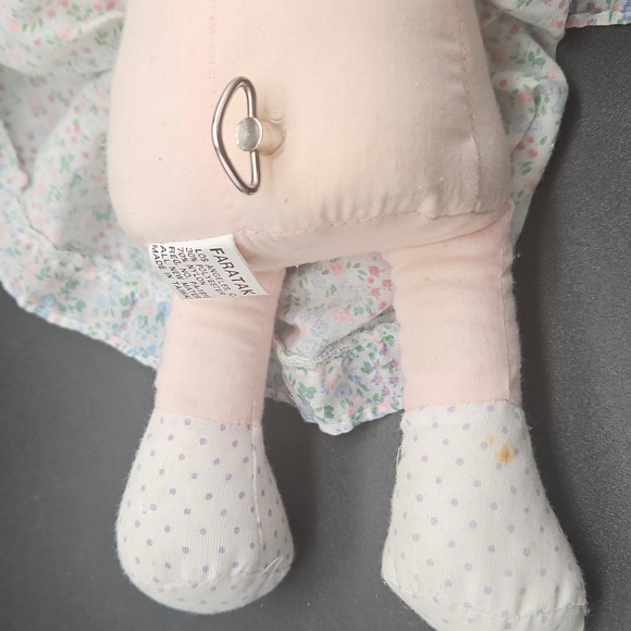 Vintage Wind-Up Music Box Doll - Picture 5 of 5